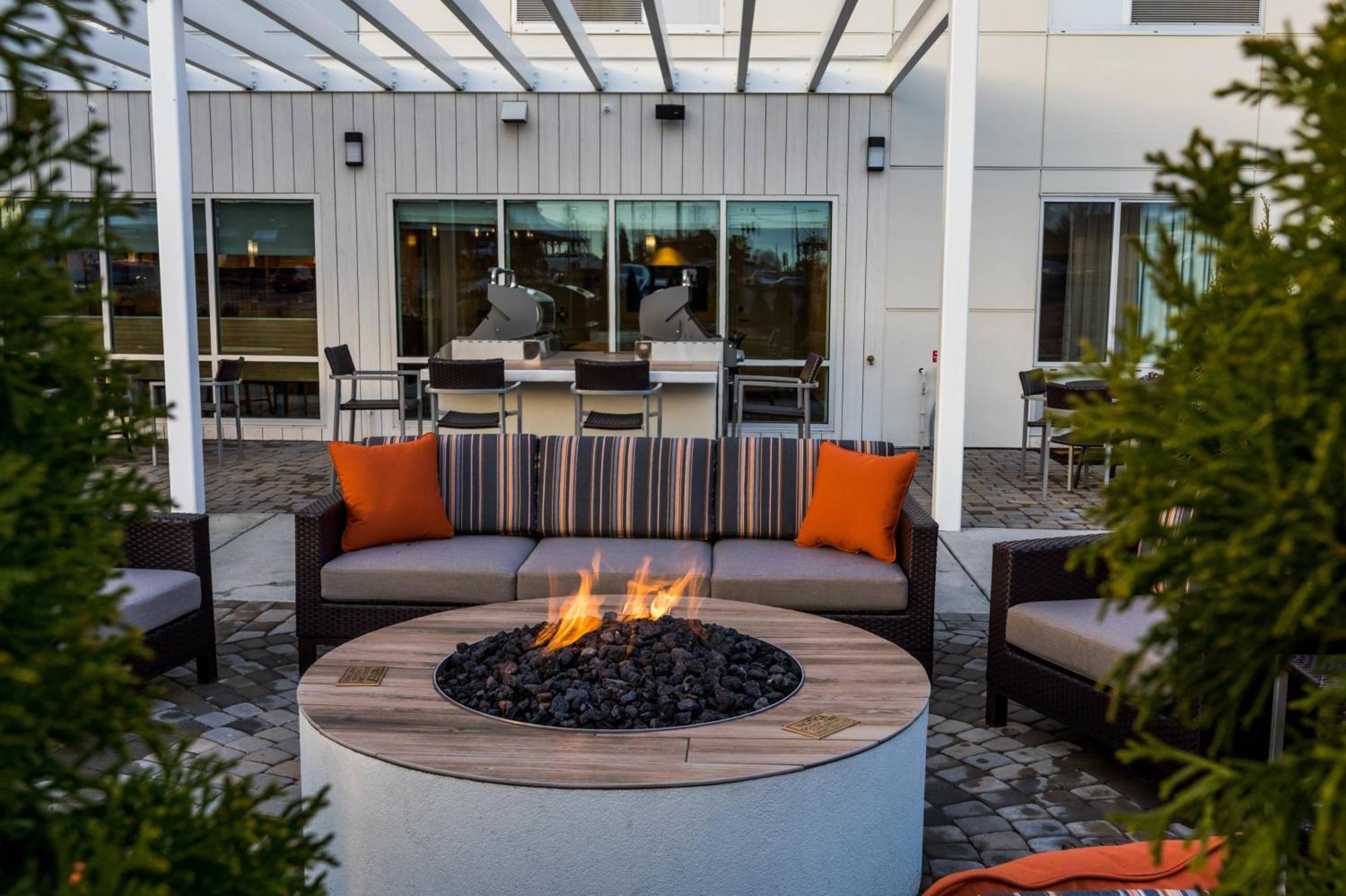 Towneplace Suites By Marriott Portland Бівертон Екстер'єр фото